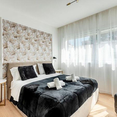 Black Rooms Colosseo โรม ภายนอก รูปภาพ