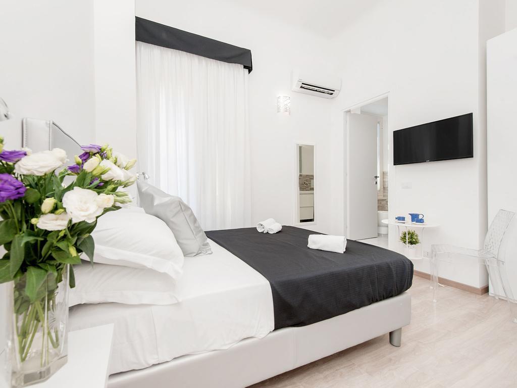 Black Rooms Colosseo โรม ห้อง รูปภาพ