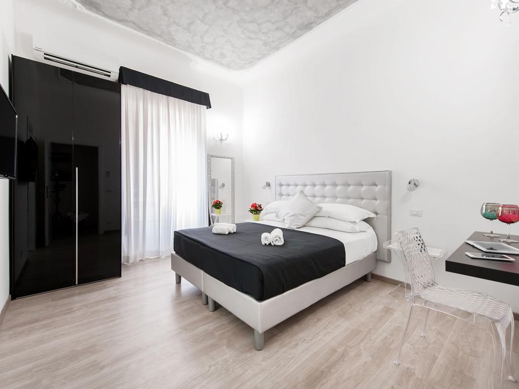 Black Rooms Colosseo โรม ห้อง รูปภาพ