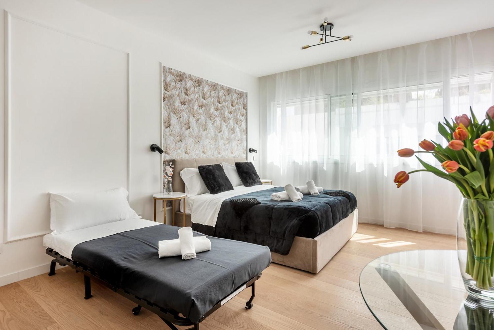 Black Rooms Colosseo โรม ภายนอก รูปภาพ