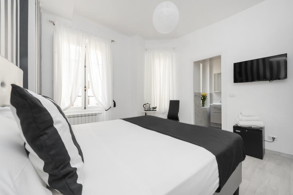 Black Rooms Colosseo โรม ภายนอก รูปภาพ