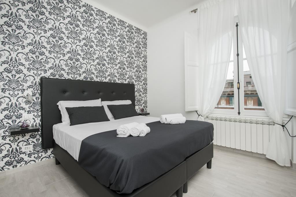 Black Rooms Colosseo โรม ภายนอก รูปภาพ