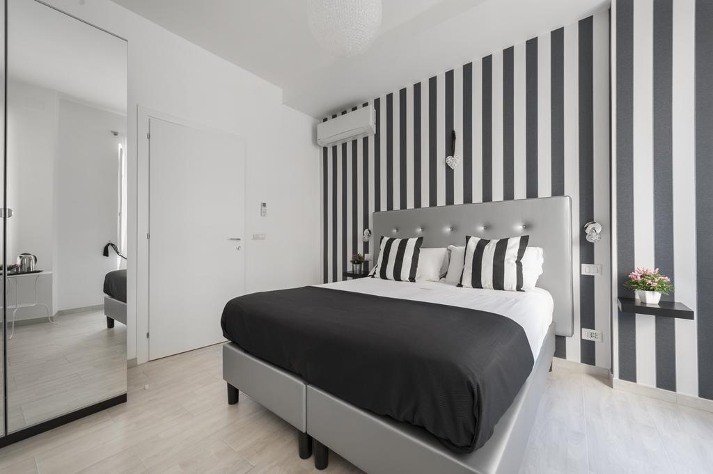 Black Rooms Colosseo โรม ภายนอก รูปภาพ