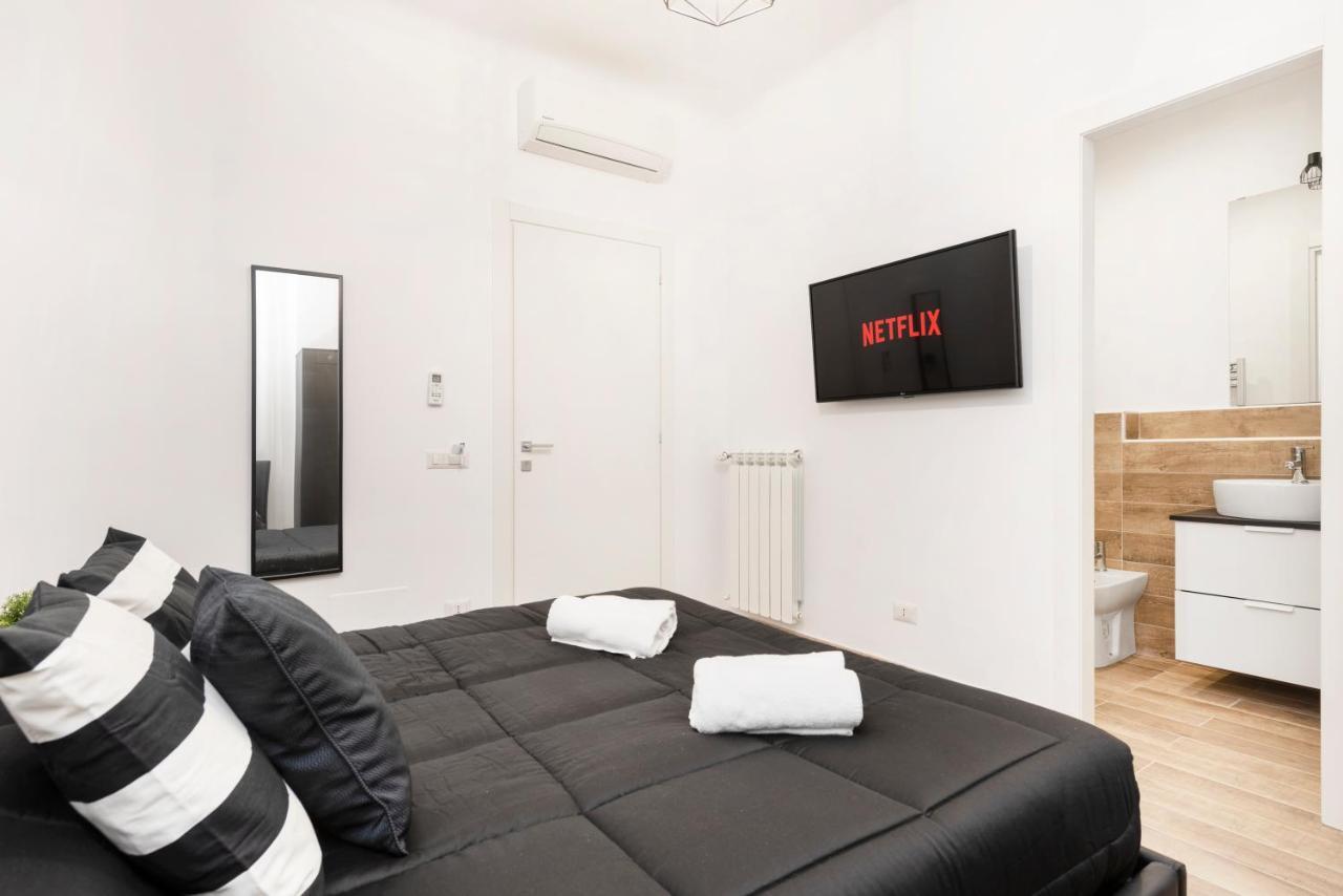 Black Rooms Colosseo โรม ภายนอก รูปภาพ